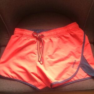 Reebok shorts sz S